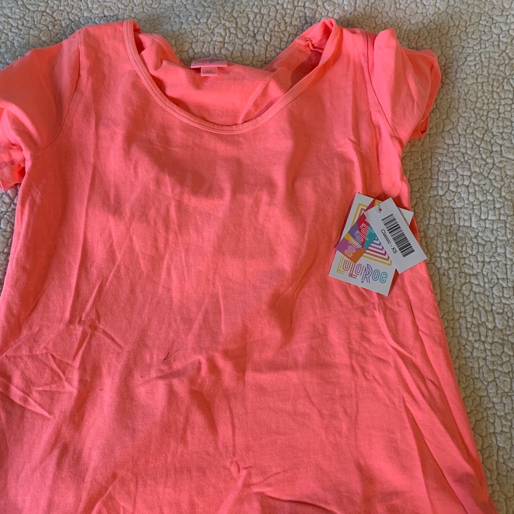 NWT LueLaRoe classic T XS